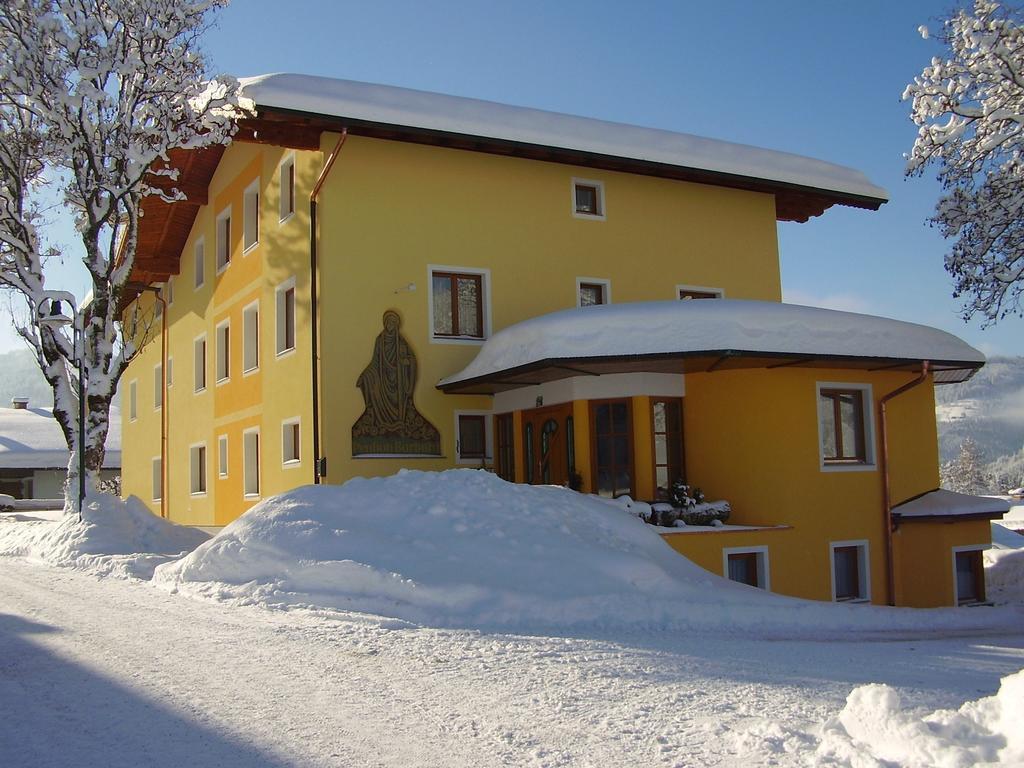 Hotel Pension Barbara Sankt Martin am Tennengebirge Buitenkant foto