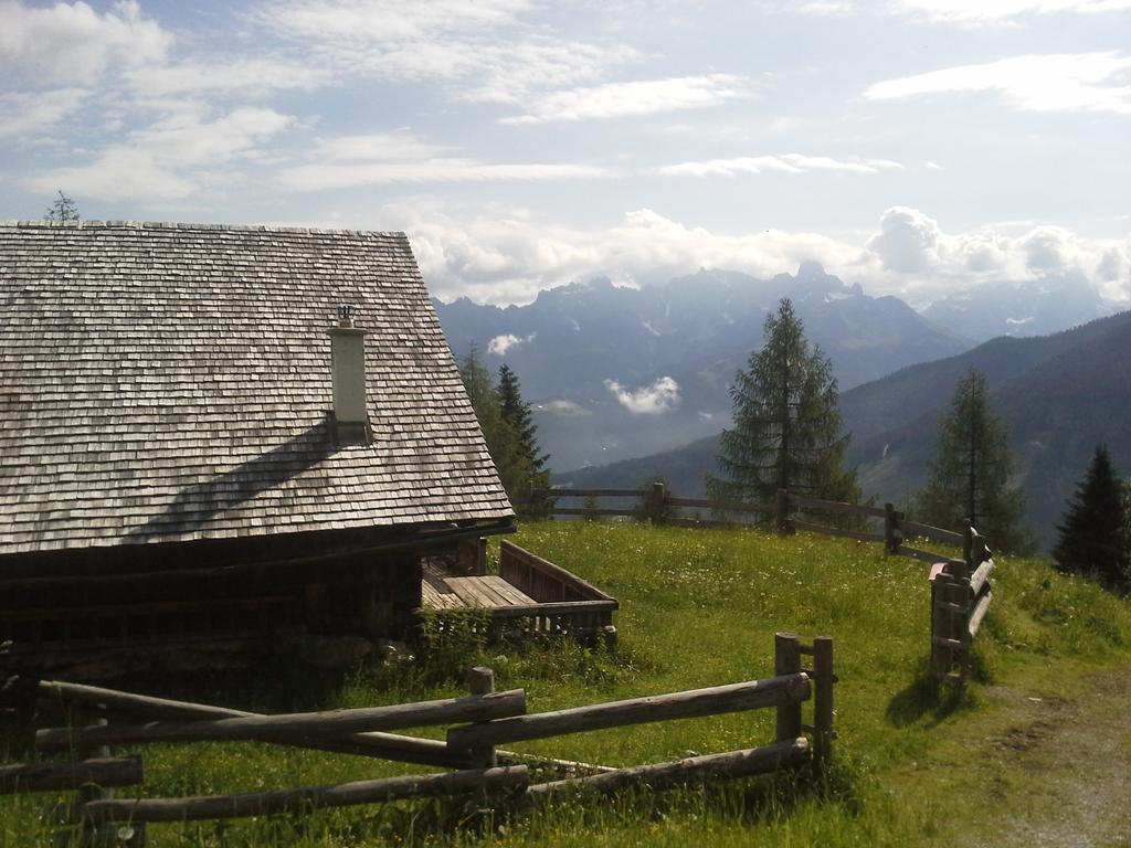 Hotel Pension Barbara Sankt Martin am Tennengebirge Buitenkant foto